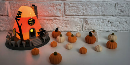 Halloween "Candy Corn" House – Your spookily sweet tealight decoration! 🍬🎃